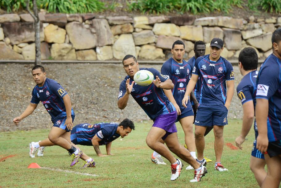Rugby Attacking Sets - Playing Through a Defence Rugby Attacking Sets - Playing Through a Defence